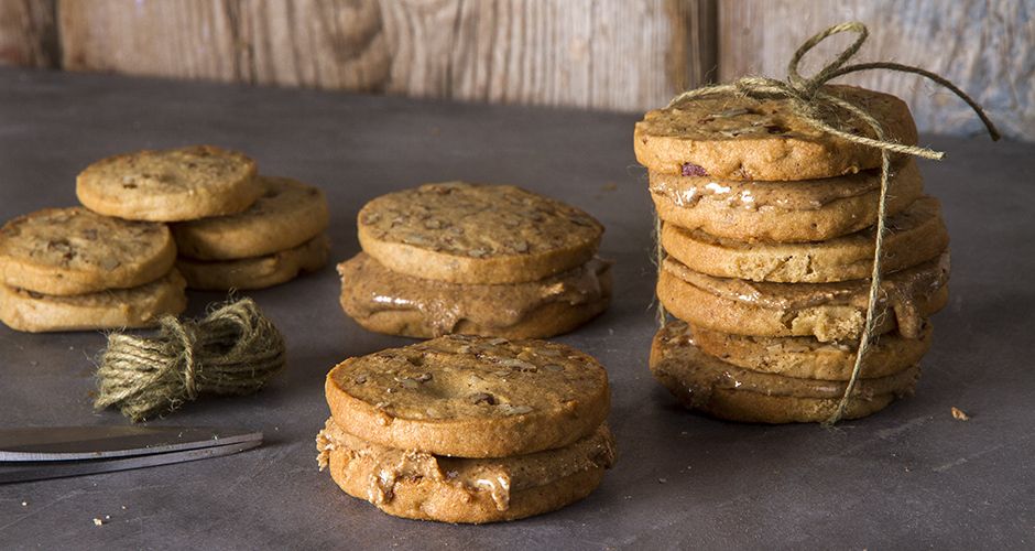 Almond butter cookies Akis Petretzikis