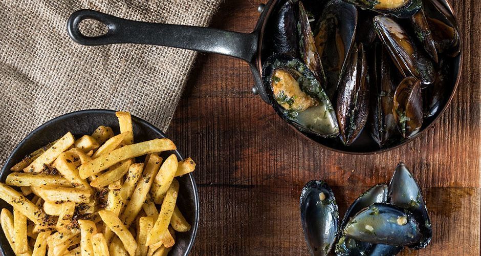 Mussels in a Spicy Coconut Ginger Sauce
