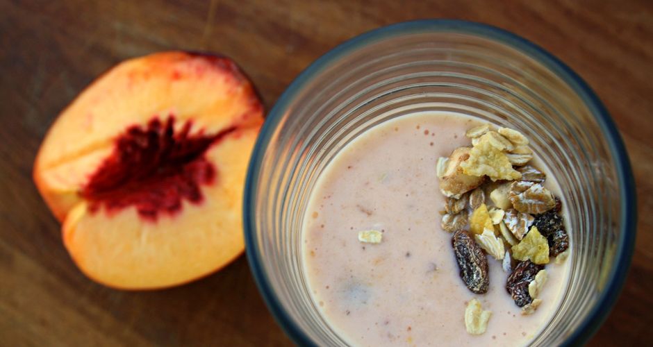 Smoothie με νεκταρίνι και muesli
