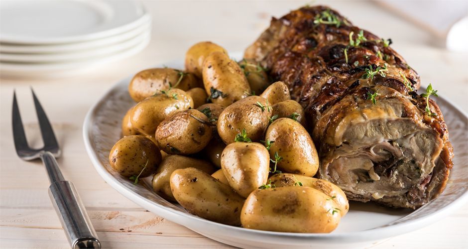 Roasted stuffed lamb from Thrace