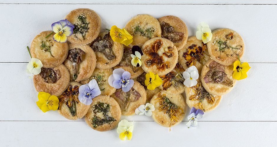 Edible flower cookies