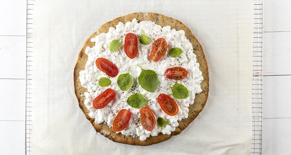 Pizza dough with flaxseeds