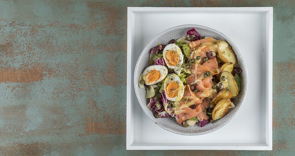 Smoked salmon salad