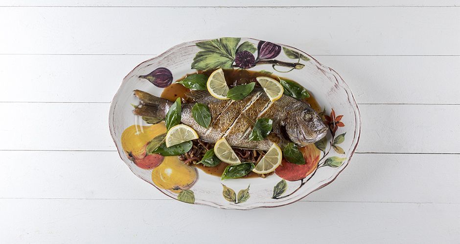 Sea bream with chili and basil