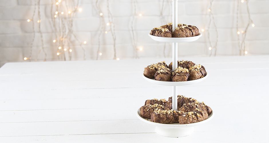 Raw Greek Christmas honey cookies -Melomakarona