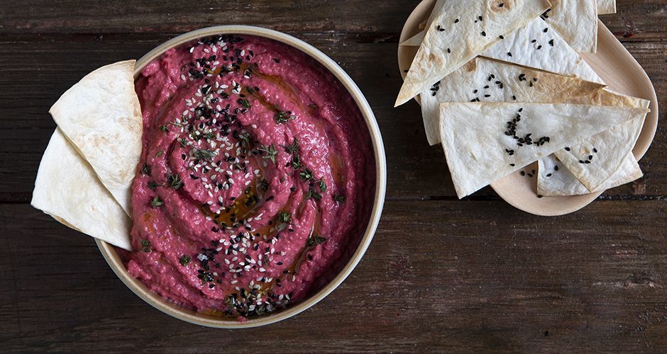Beetroot hummus