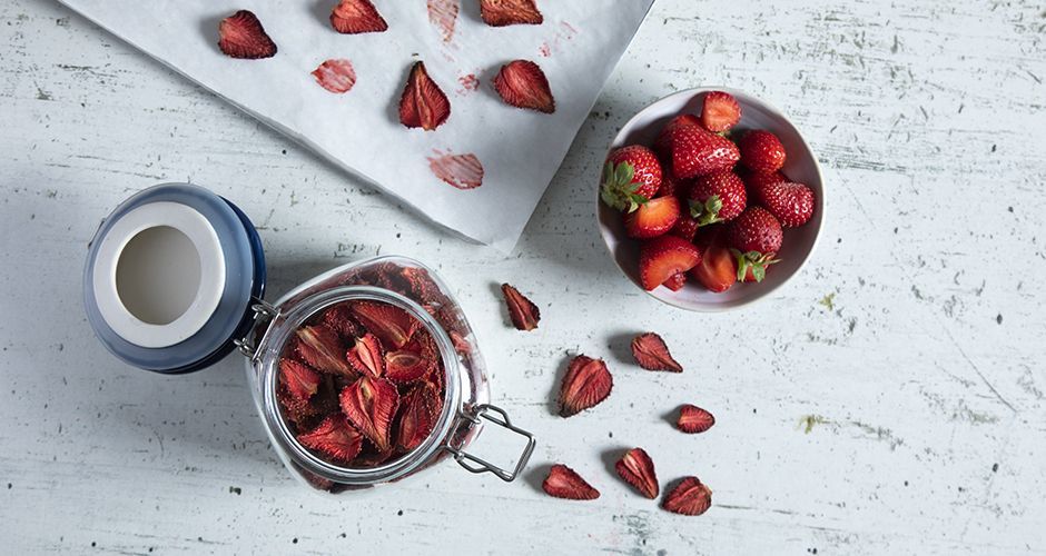 Dried strawberries