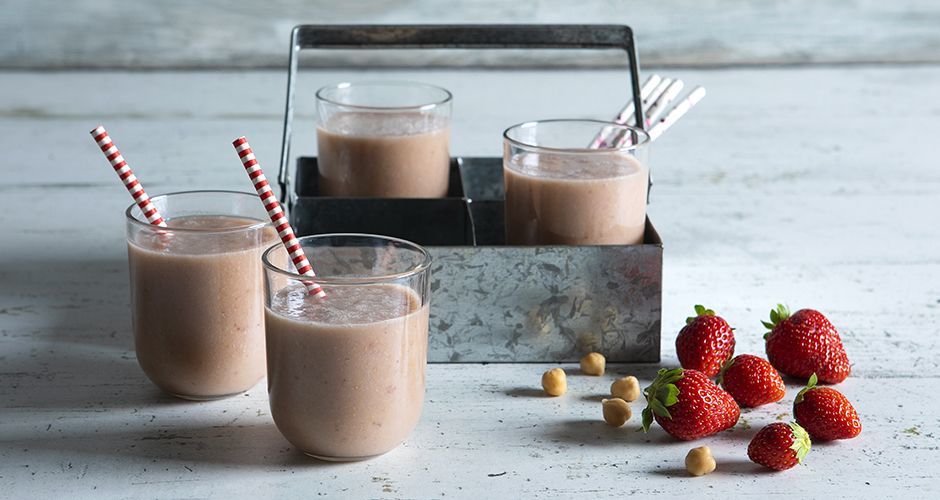 Strawberry hummus shake