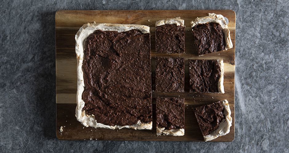 Brownies με βάση μαρέγκας