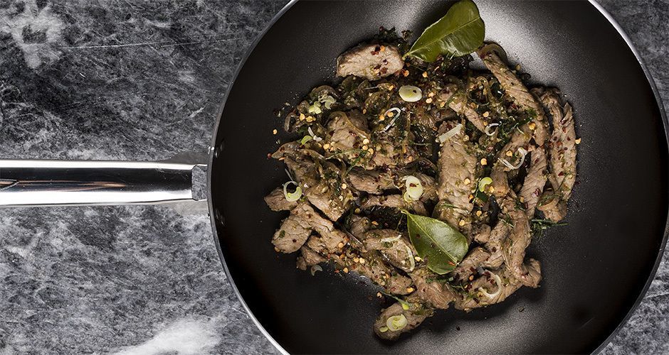 Basil beef with red chili