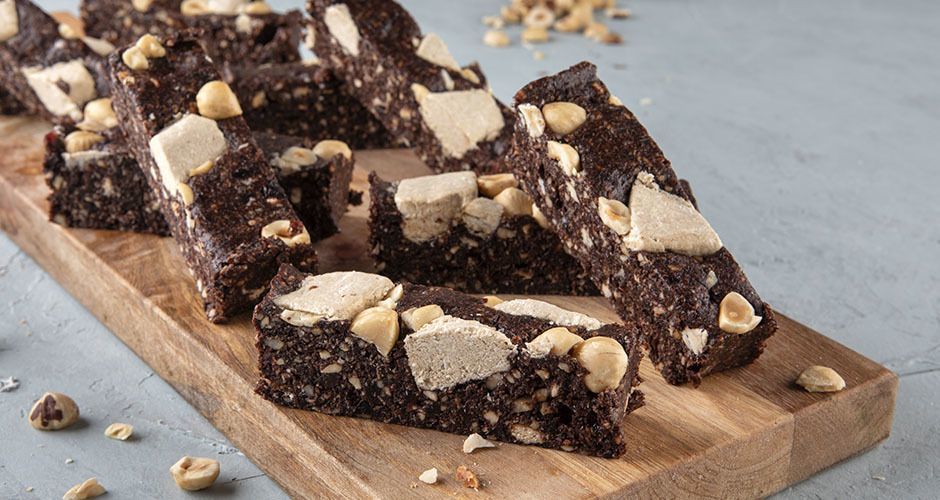 Chocolate and halva energy bars Recipe Akis Petretzikis