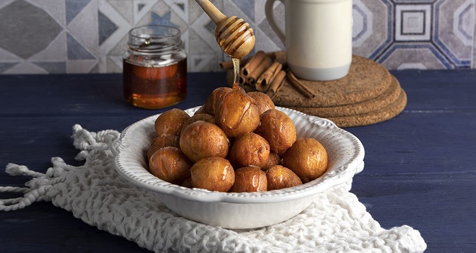 Quick honey donuts - Loukoumades