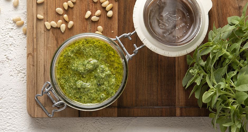 Pesto alla Genovese Recipe Akis Petretzikis
