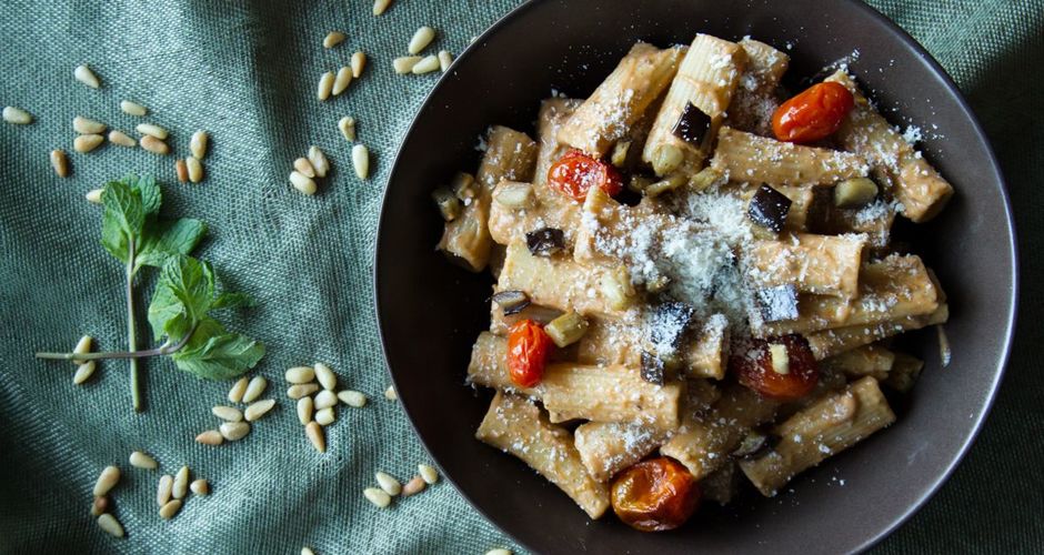 Rigatoni with roasted egplants