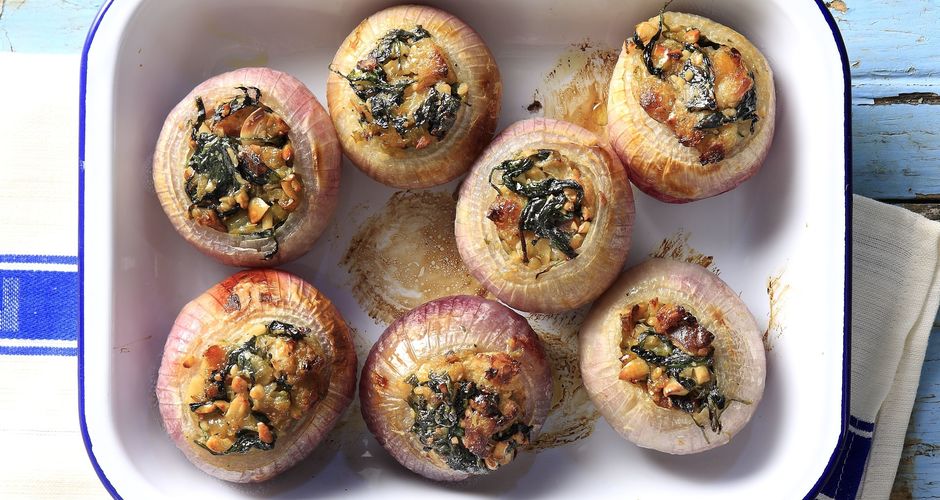 Baked stuffed onions