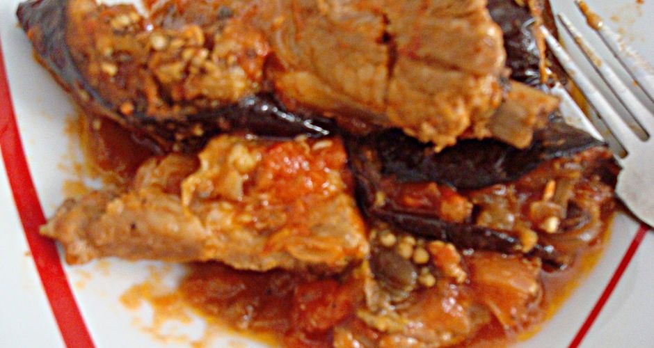 Σταμνάτο χοιρινό με μελιτζάνες
