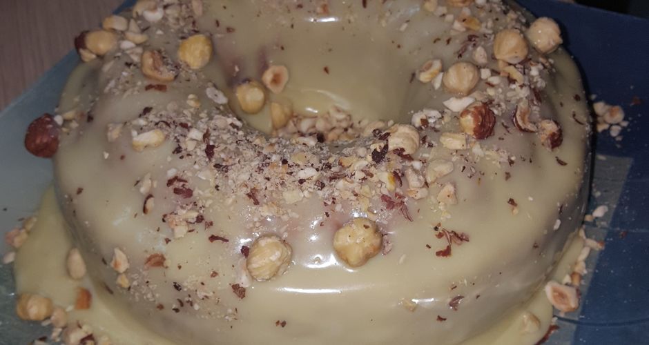 Κεϊκ βανίλια με ganache λευκής σοκολάτας