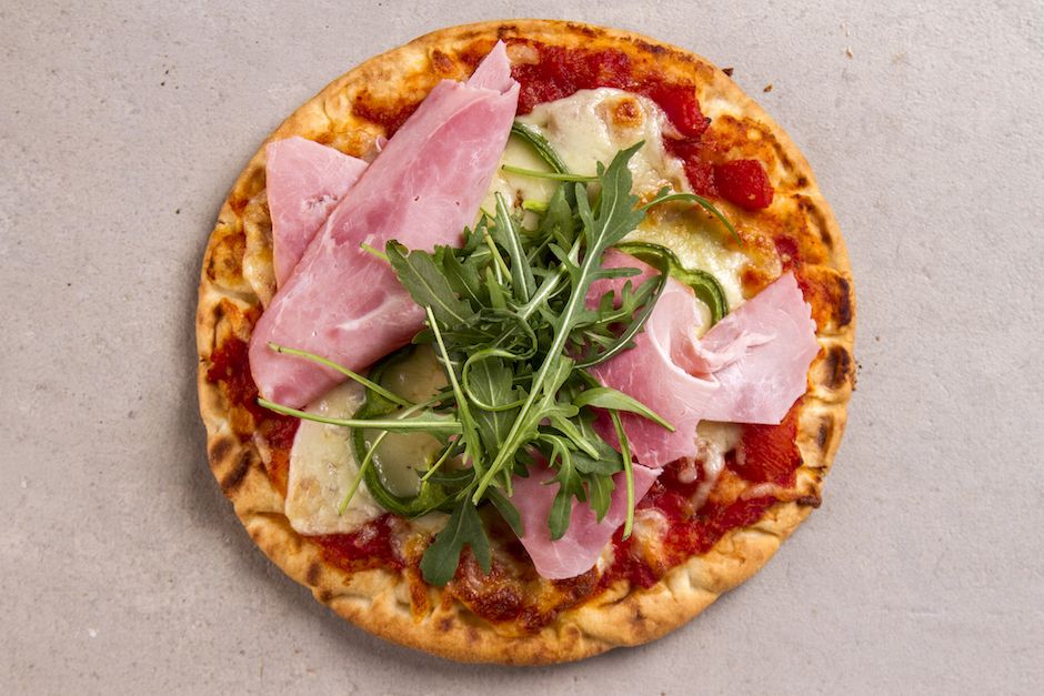 Pita pizza Recipe Akis Petretzikis